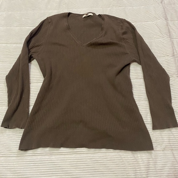 Vintage Merona Long Sleeve V-Neck, Ribbed Material - Picture 2 of 2